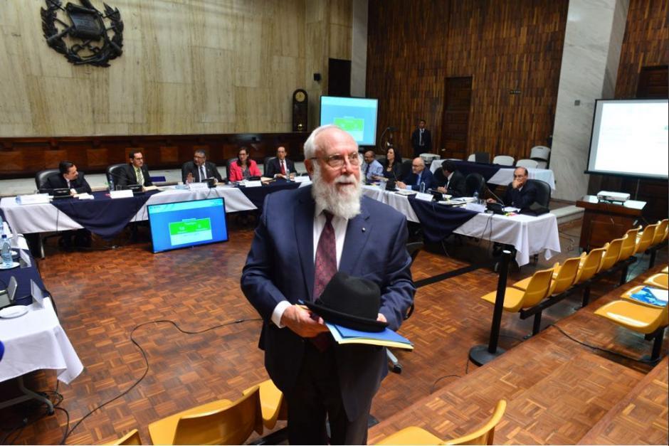 El embajador del Reino Unido, Acisclo Valladares Molina, contaba con un permiso especial para pernoctar en Guatemala. (Foto: Archivo/Soy502)