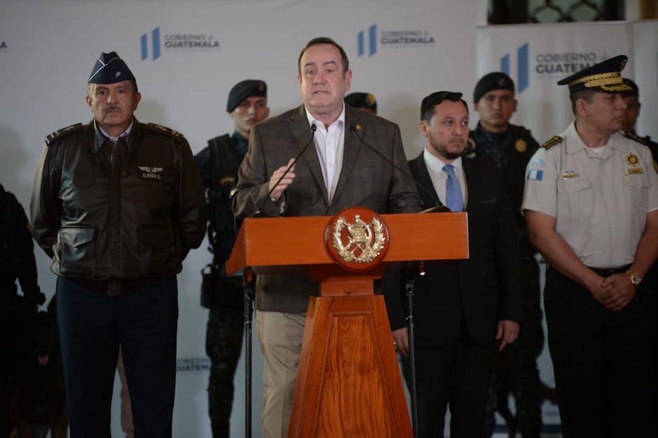 El presidente Giammattei asegur&oacute; que la mujer quer&iacute;a vender a sus hijos.(Foto: Wilder L&oacute;pez/Soy502)