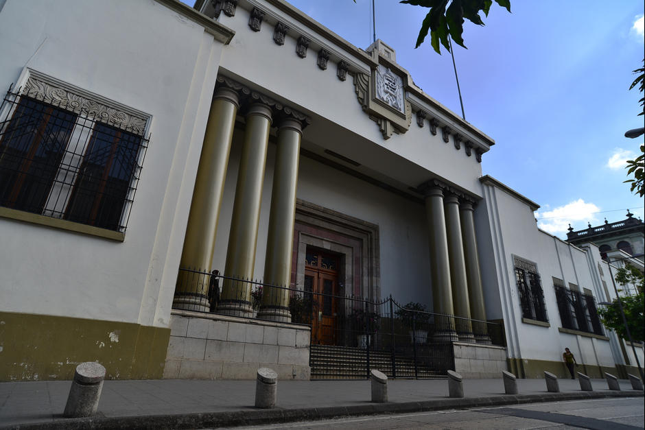 En 2017, la SAAS construy&oacute; una barber&iacute;a dentro de Casa Presidencial. (Foto: Archivo/Soy502)