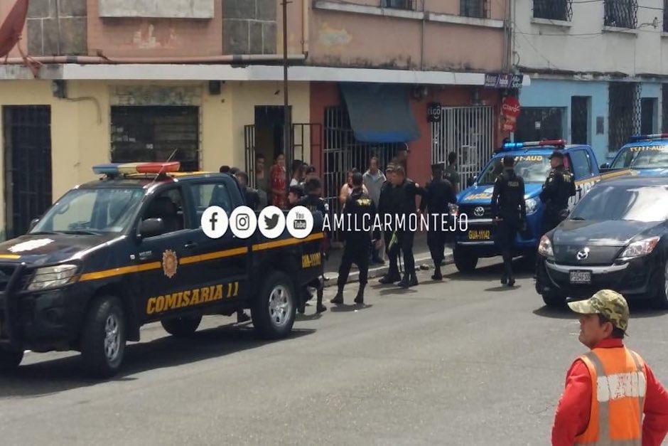 Tras el tiroteo, los polic&iacute;as capturaron a cuatro sospechosos (Foto: Am&iacute;lcar Montejo)