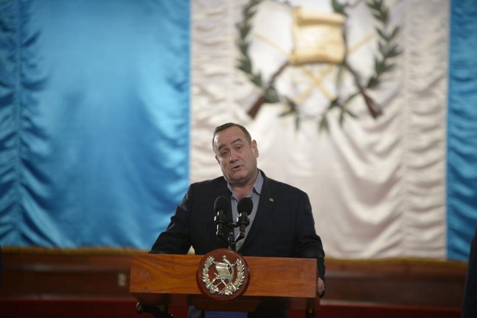 El presidente Alejandro Giammattei ofreció una conferencia de prensa para anunciar vuelos directos desde Guatemala a EE.UU. (Foto: Wilder López/Soy502)