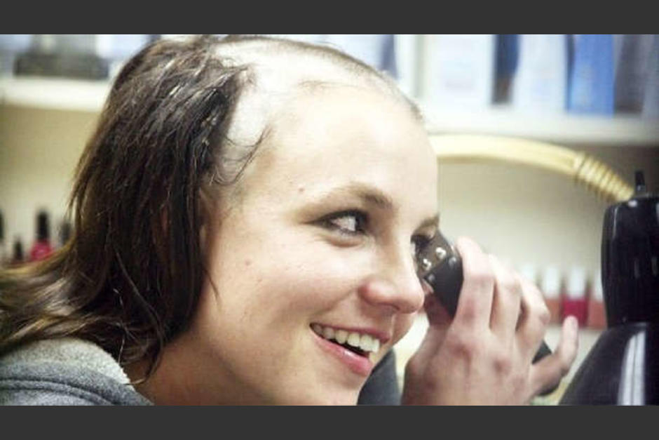 La cantante estadounidense protagonizó uno de los momentos más polémicos  y preocupantes de su carrera. (Foto Elle)