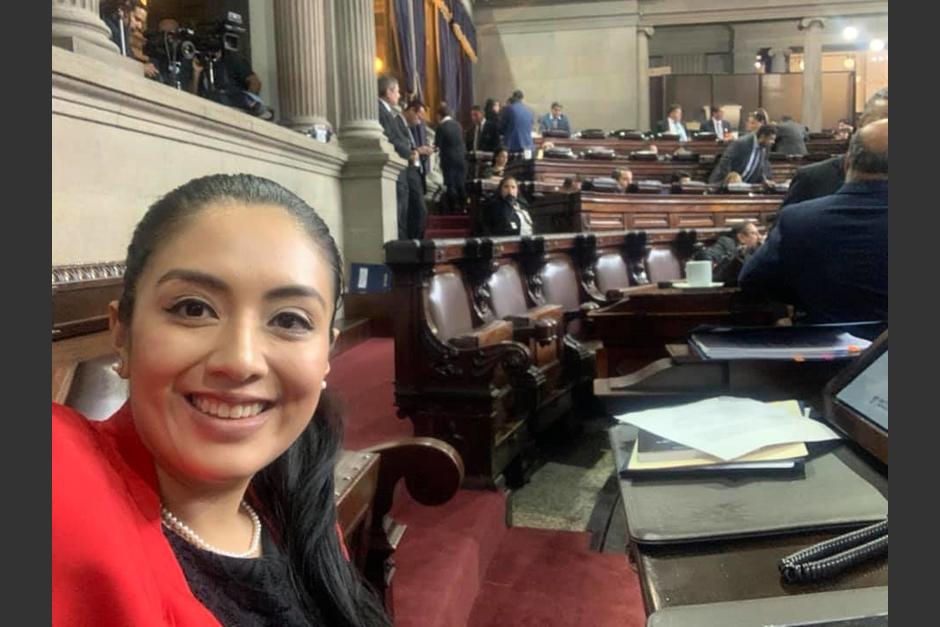 Ajcip lleva menos de un mes como diputada. (Foto: Alexandra Ajcip/Facebook)