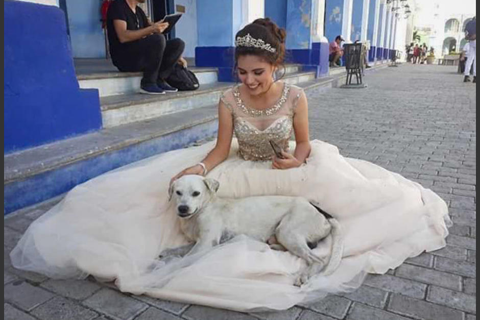 A trav&eacute;s de las redes sociales se ha difundido a la adolescente que ha generado ternura por su noble coraz&oacute;n. (Foto: Nester N&uacute;&ntilde;ez)
