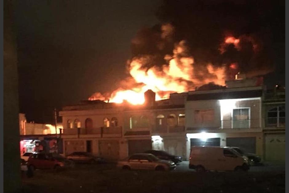 El incendio afect&oacute; algunos negocios. (Foto: Noticias del valle)