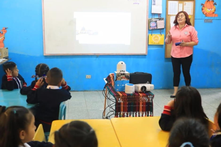 Buscan implementar pizarras virtuales en las escuelas del pa&iacute;s. (Foto: AGN)