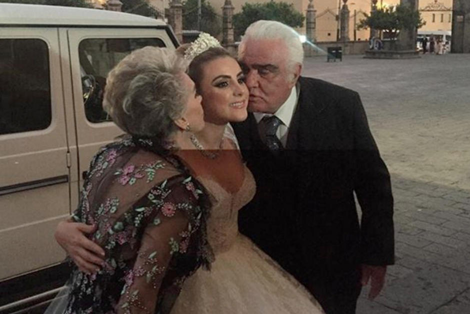 La nieta de Vicente Fernandez tiró la casa por la ventana para su momento mágico. (Foto: Instagram)&nbsp;