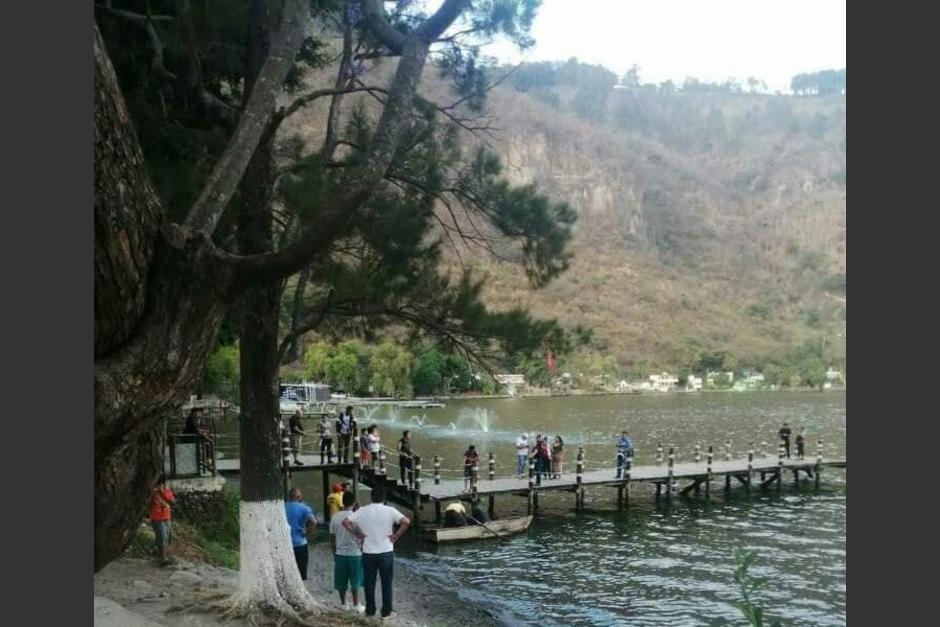 Una pareja discuti&oacute; durante un recorrido en lancha. (Foto: Gr&aacute;fico Sacatep&eacute;quez)&nbsp;