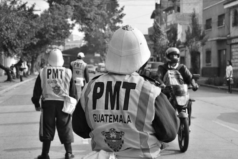 Dos agentes de la PMT fallecieron v&iacute;ctimas del Covid-19. (Foto: Archivo/Soy502)