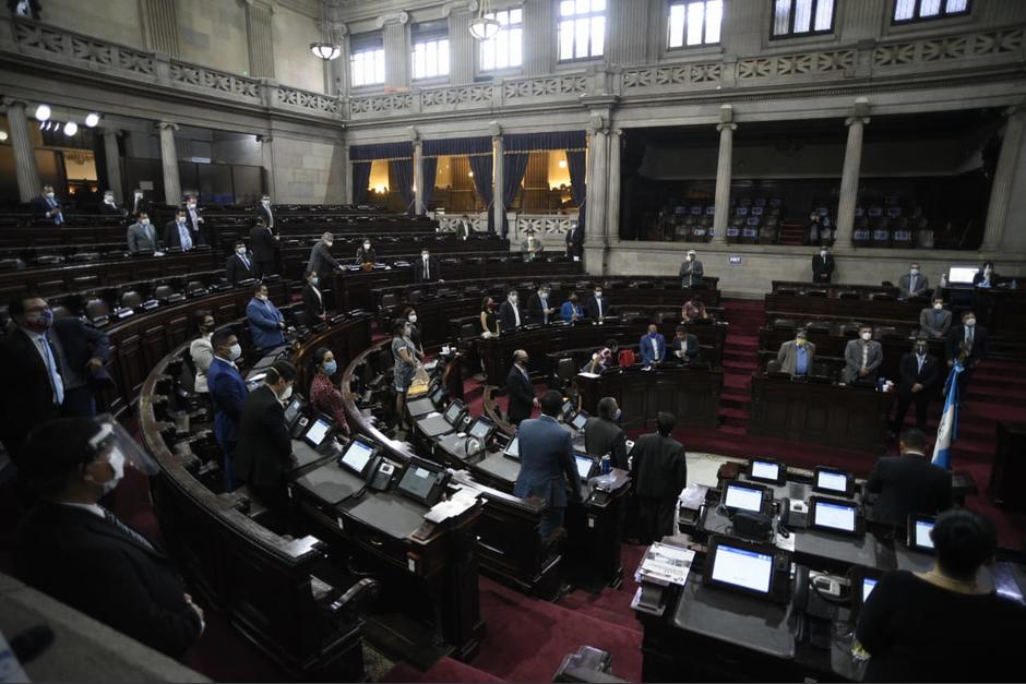 Uno de los muertos por coronavirus dejó su cargo como director del Congreso recientemente. (Foto: Archivo/Soy502)