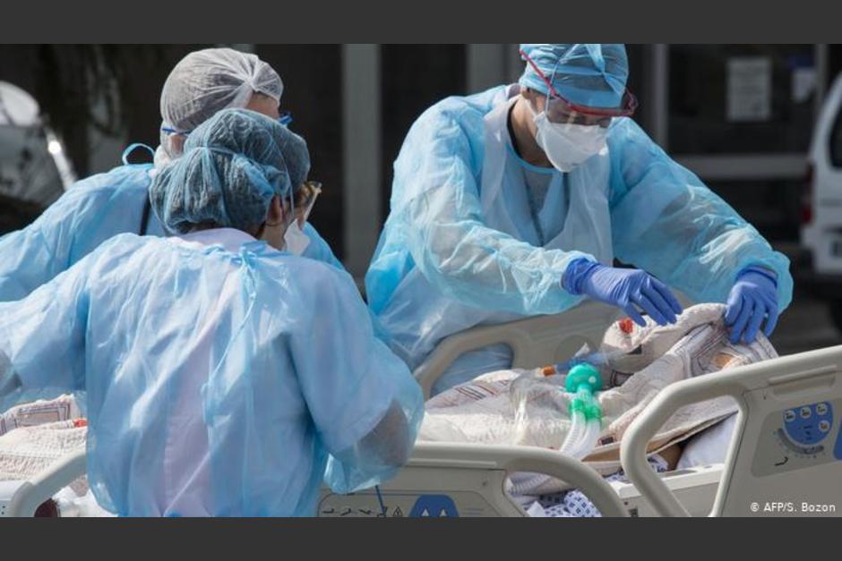 La bebé ya se encuentra fuera de peligro. (Foto: AFP)