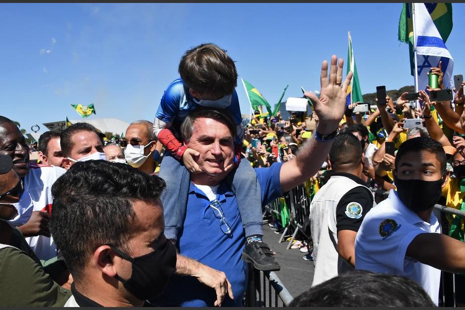El presidente Jair Bolsonaro ha sido criticado por el manejo de la crisis en su país. (Foto: AFP)
