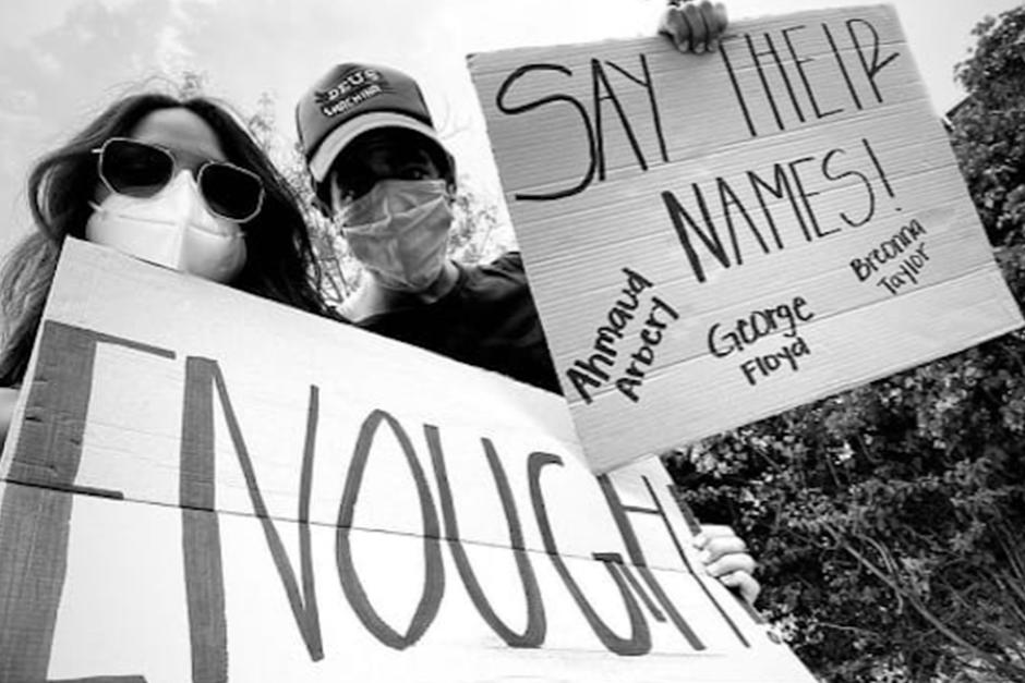 Las protestas se incrementaron el fin de semana, en diferentes pa&iacute;ses (Foto: Instagram Adria Arjona)