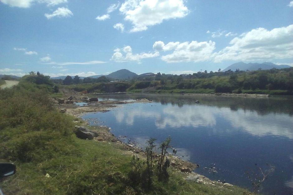 La denuncia plantea que el sedimento llega hasta el r&iacute;o Villalobos y esto habr&iacute;a afectado los diques para detener desechos (Foto: Amsa)