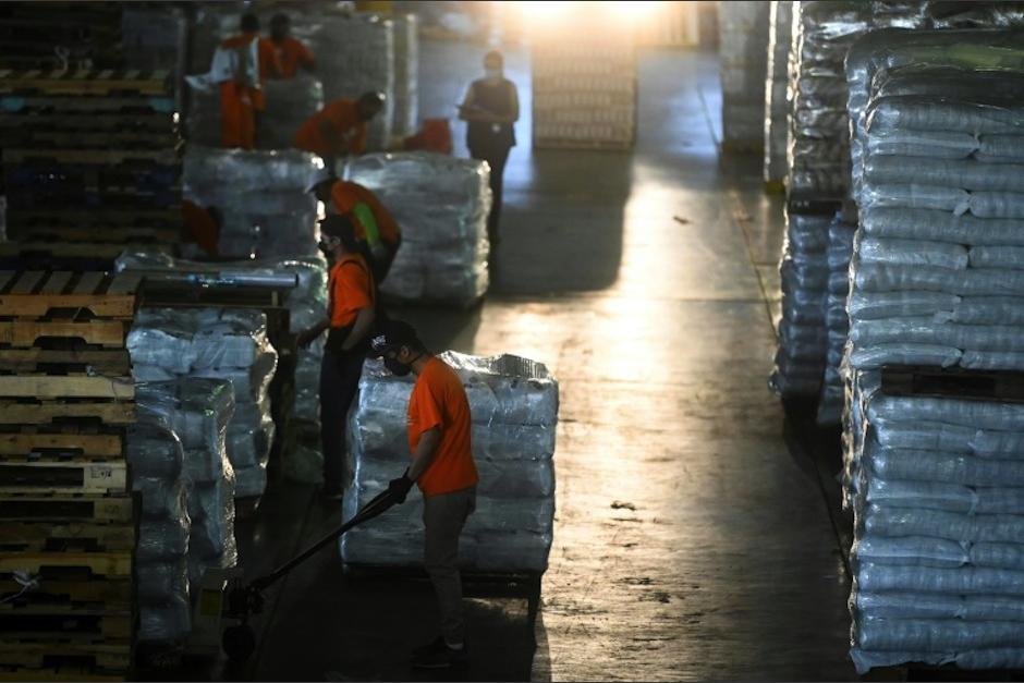 La economía está regresando a la normalidad poco a poco en El Salvador. (Foto: AFP)&nbsp;