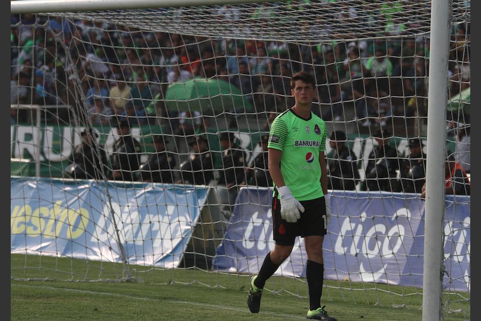 Municipal se despide a Hagen tras rumores de su partida a un equipo de Europa. (Foto: Archivo/Soy502)