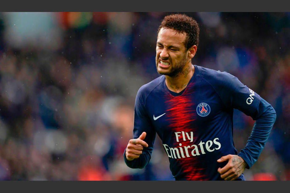 La justicia española condenó a Neymar a pagar 6.7 millones de euros por incumplimiento de contrato. (Foto: AFP)