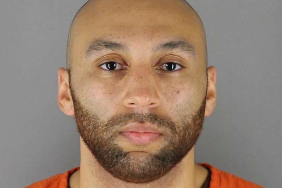 J. Alexander Kueng es el segundo exoficial en obtener su libertad. (Foto: Infobae)