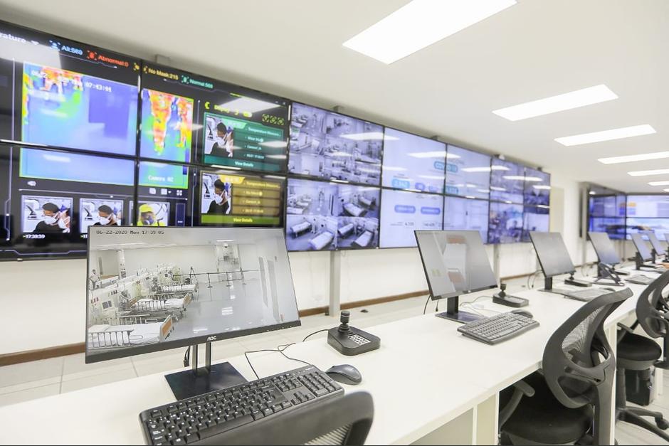 El presidente de El Salvador, Nayib Bukele, inaugur&oacute; las instalaciones del nuevo hospital durante el fin de semana. (Foto: Fabrizio Mena/Twitter)&nbsp;