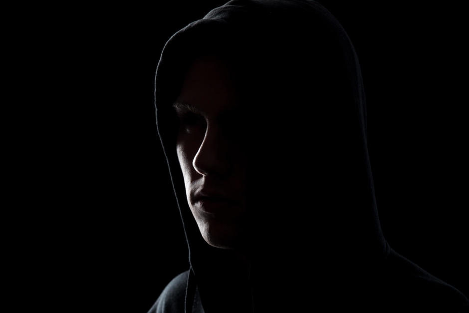 Una mujer denunció penalmente y en redes sociales a un hombre a quien acusa de acoso, amenazas de muerte y de violación. (Foto: Yanalya/Freepik)