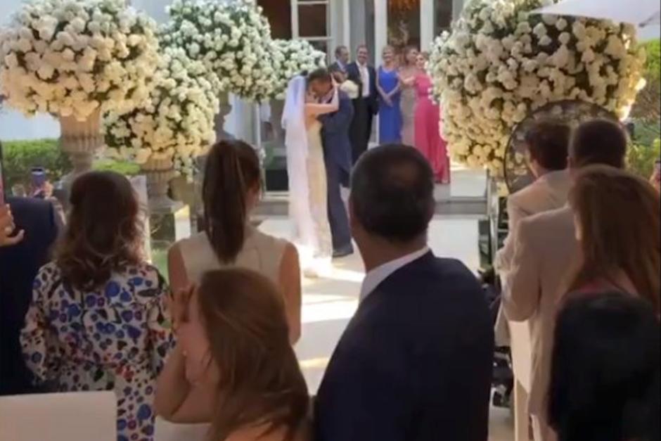 Los asistentes no guardaron el distanciamiento y no usaron mascarilla. (Foto: redes sociales)&nbsp;