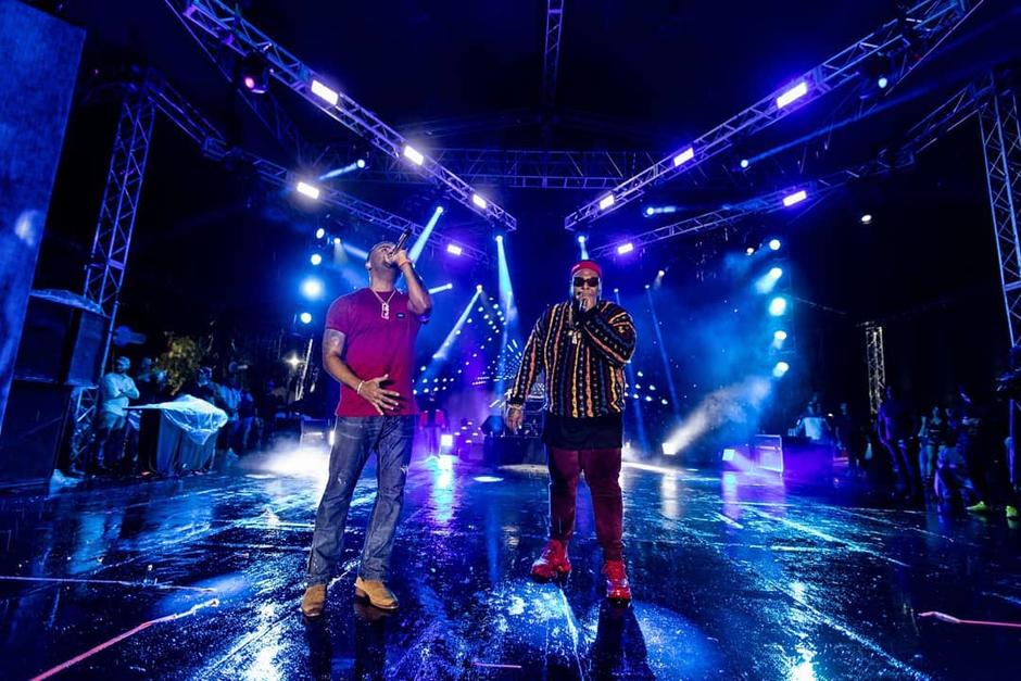 Uno de los integrantes de este dueto permanece en un hospital en Nueva York. (Foto: Facebook/Zion y Lennox)