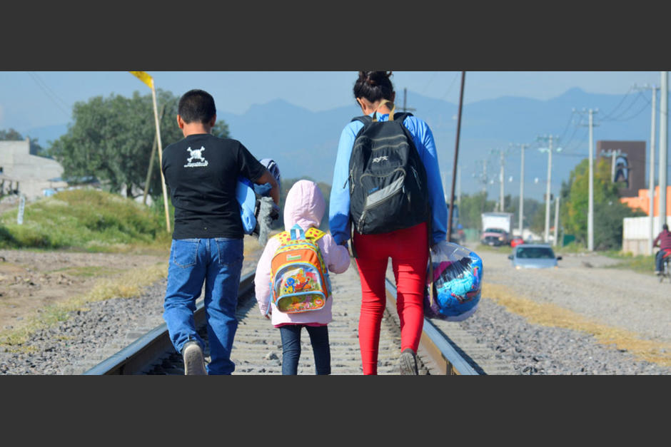Tres hermanitos de Honduras viajan hacia al norte para cruzar la frontera estadounidense y reencontrarse con sus padres. (Foto: Unicef)