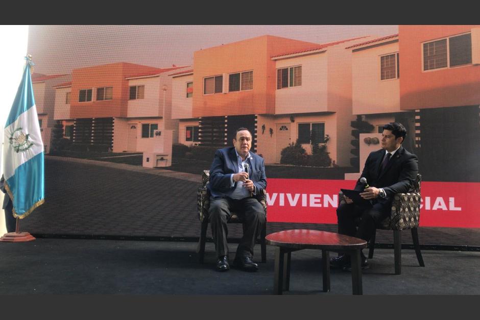 El mandatario participó en una actividad con la Cámara Guatemalteca de la Construcción. (Foto: Presidencia)&nbsp;