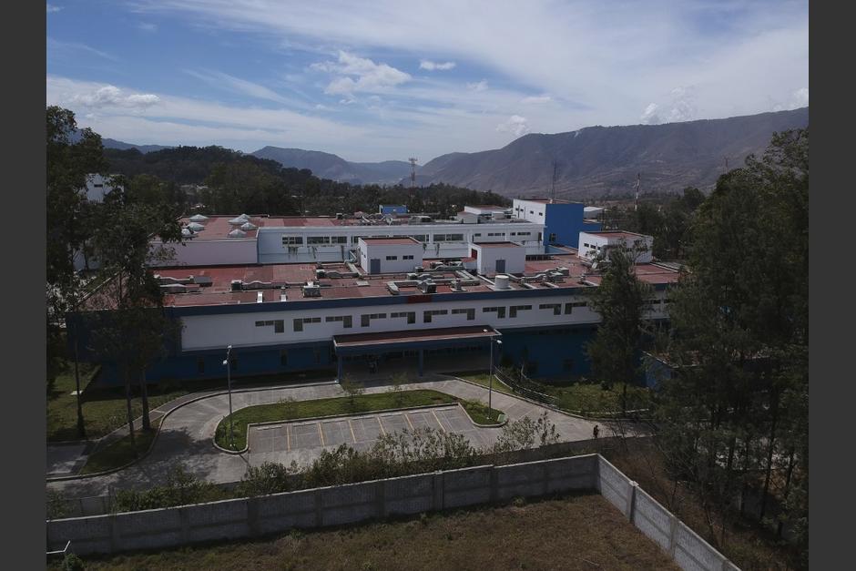 El Hospital de Villa Nueva es el centro destinado para la atención de los infectados por el Covid-19 en Guatemala. (Foto: AFP)