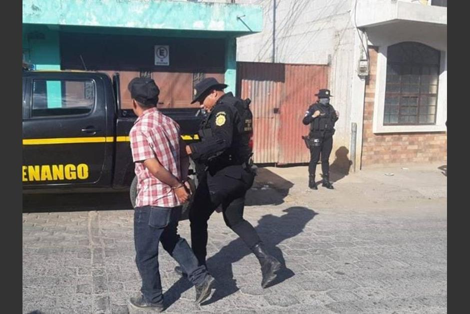 Más de 1,200 personas han sido capturadas en todo el país por incumplir el toque de queda. (Foto: Stereo100)