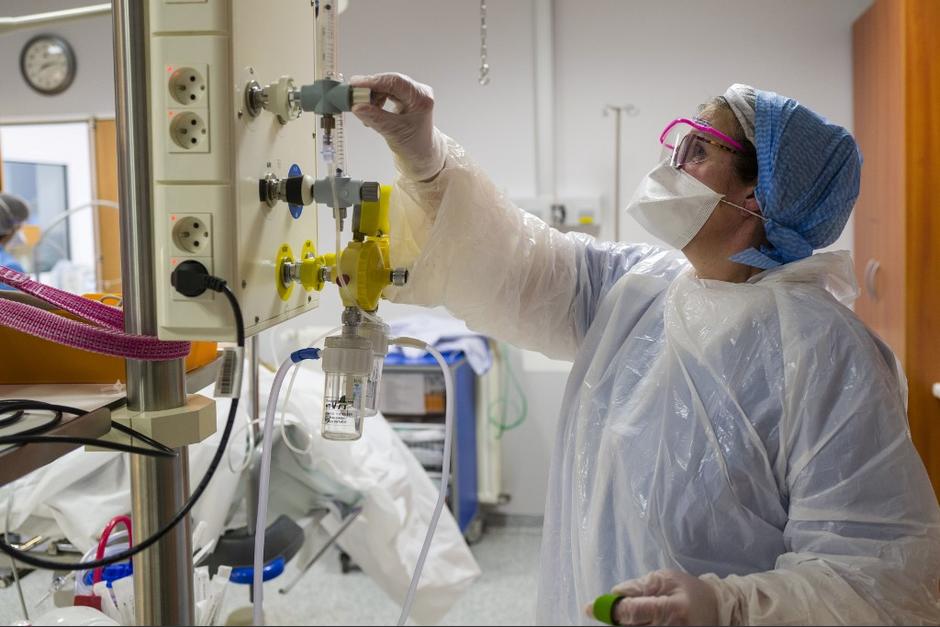 Fundesa recauda fondos para comprar pruebas de Covid-19. (Foto: AFP)&nbsp;