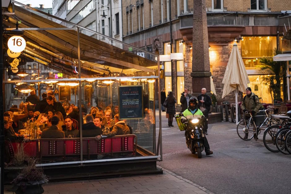 En Suecia se trató de forma muy diferente al resto del mundo la pandemia del coronavirus. (Foto: AFP)