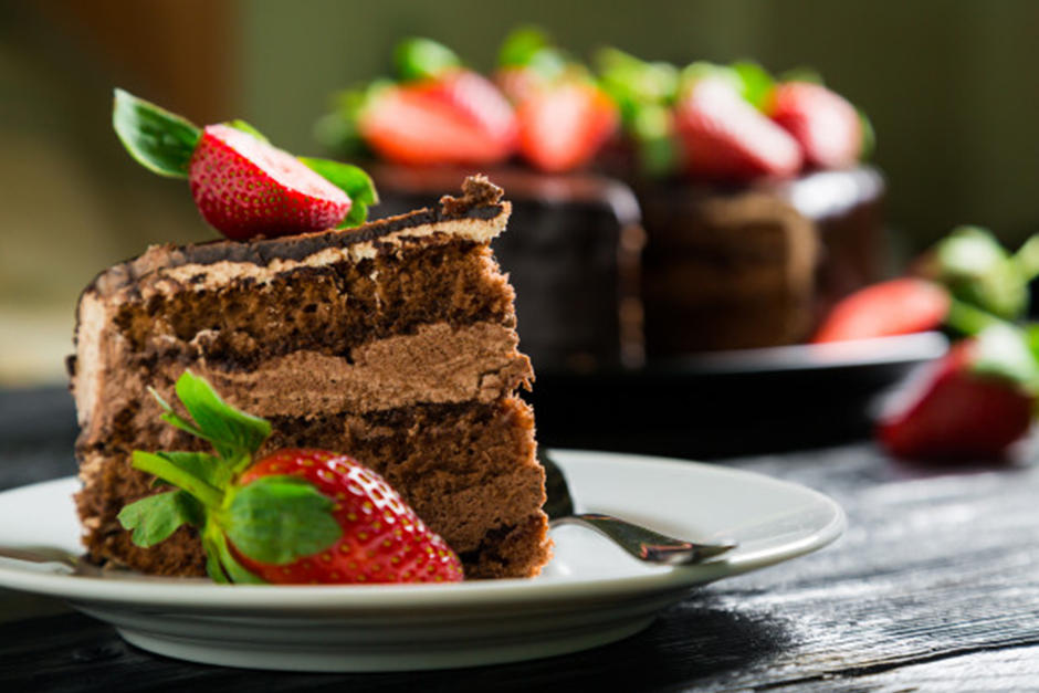 Aprovecha que pasas m&aacute;s tiempo en casa y sorprende con estos postres (Fotograf&iacute;a: Freepik)