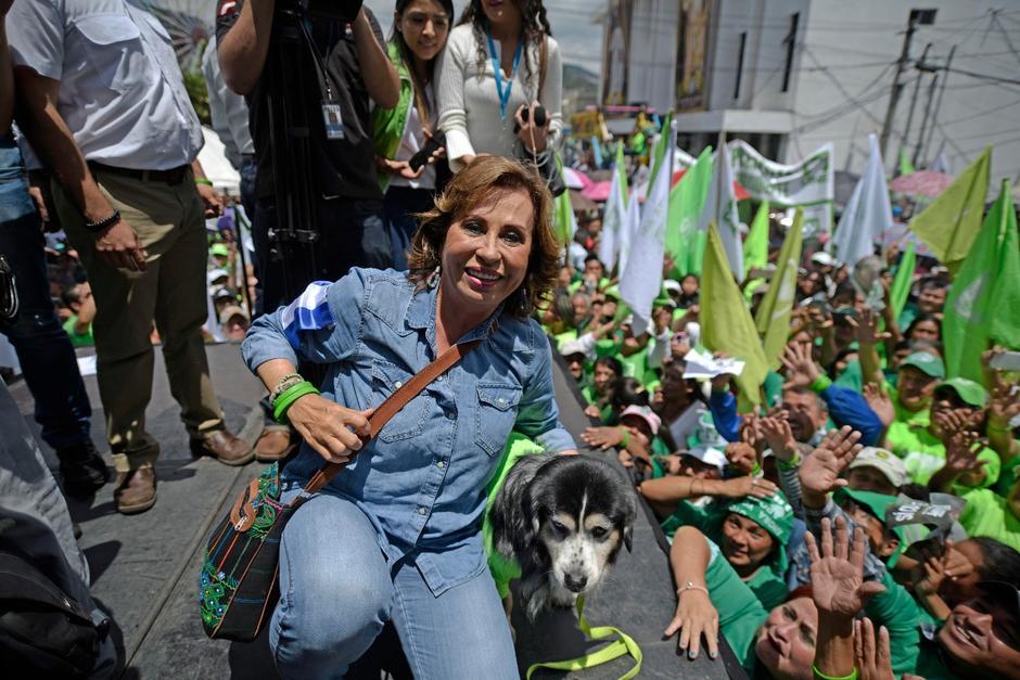 La UNE accionó en contra del informe que presentó el MP ante el TSE, donde detallaban que no se reportaron, por lo menos Q27 millones durante la campaña electoral. (Foto: Archivo/Soy502)