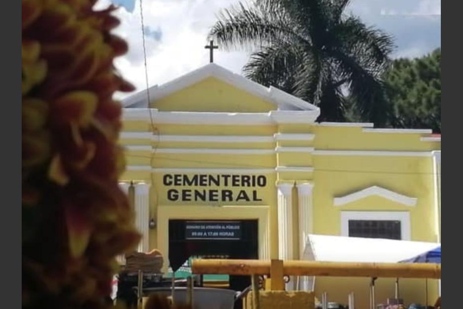 Prohiben el ingreso al Cementerio de Amatitlán para la celebración del Día de la Madre. (Foto: Facebook/@Amatiinforma)