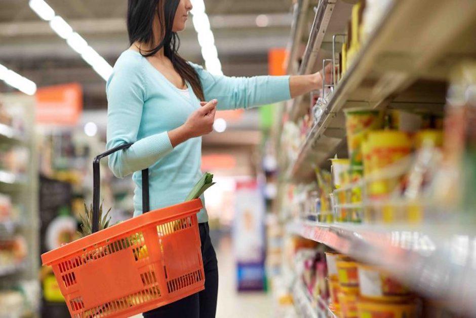 El supermercado La Torre, ubicado en el Centro Comercial La Fuente en San Cristóbal, zona 8 de Mixco, cerró sus puertas por un caso de Covid-19. (Foto ilustrativa: Shutterstock)