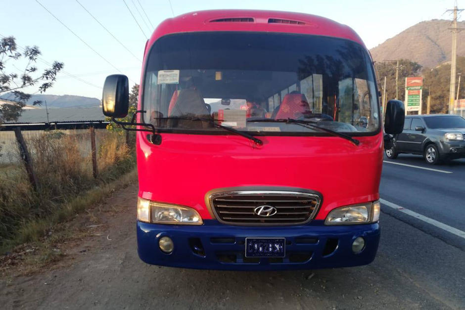 Las empresas que laboren durante el confinamiento deben facilitar transporte a su personal y este debe contar con un autorización del Gobierno para transitar. (Foto: Archivo/Soy502)