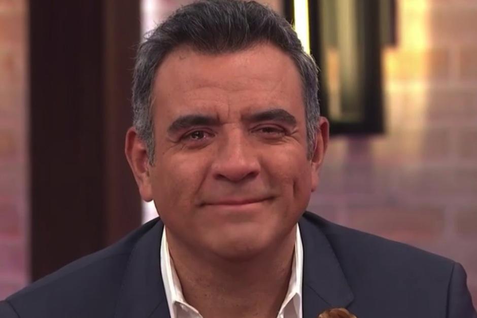 Héctor Sandarti deja el show "Un nuevo día". (Foto:Telemundo)