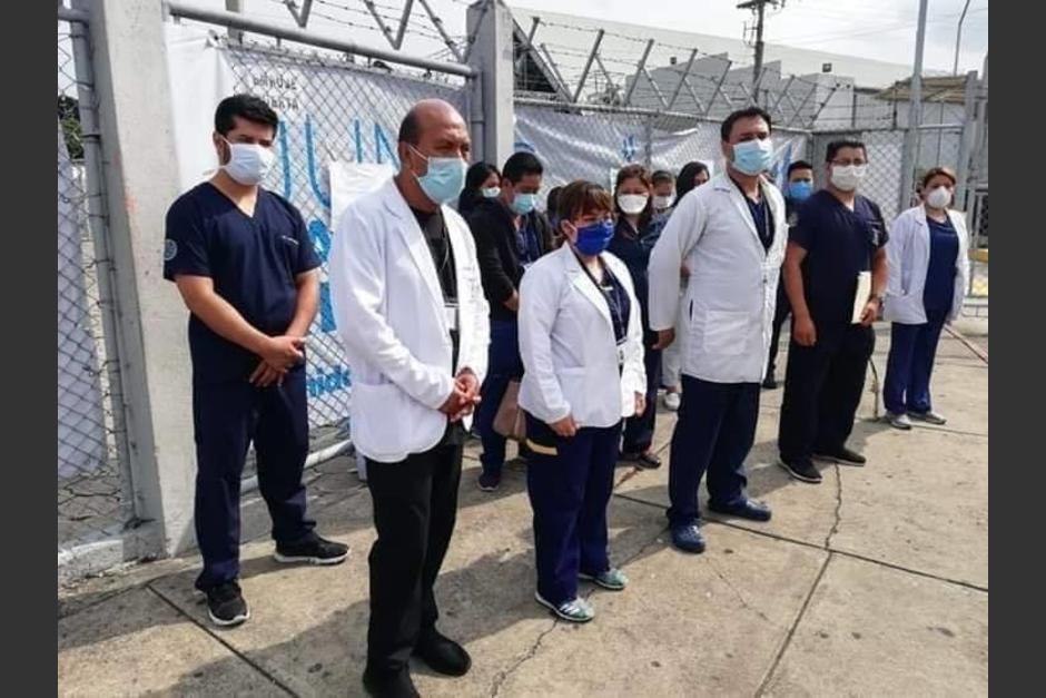 Los profesionales prestaban su servicio en el hospital temporal del Parque de la Industria. (Foto: Cortesía/Soy502)