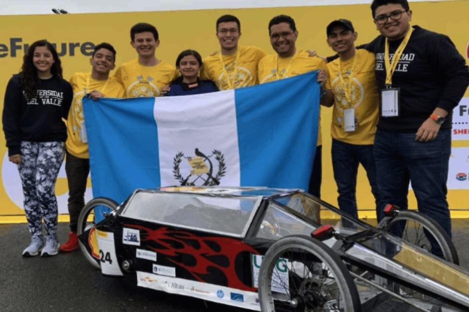 Estudiantes de la Universidad del Valle ganaron la mención honorífica en Eco Marathon. (Foto: Universidad del Valle de Guatemala)