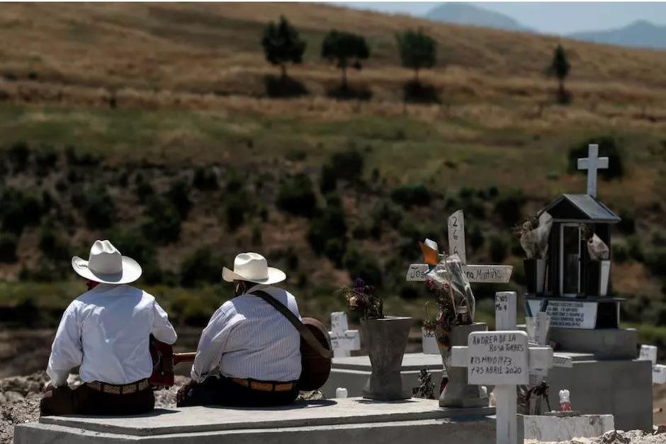 La pandemia arrebat&oacute; la relaci&oacute;n de los mexicanos con la muerte. (Foto: AFP)&nbsp;
