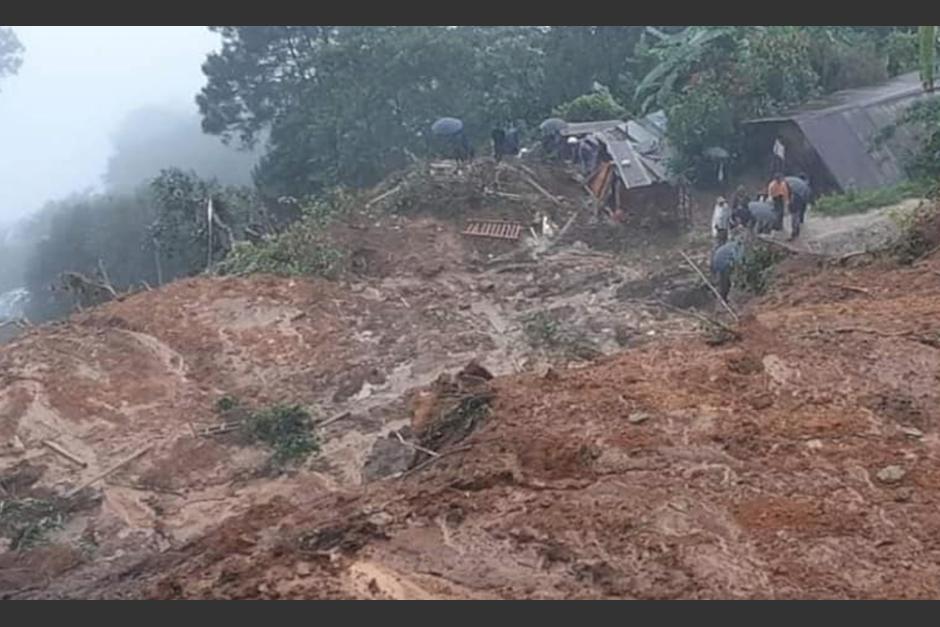 Un deslizamiento en Nebaj, Quich&eacute;, provoc&oacute; da&ntilde;os considerables en una vivienda. (Foto: Conred)