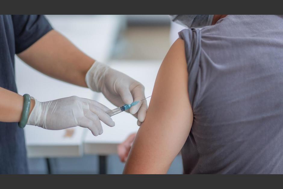 La empresa asegura esto luego de resultados de fase tres. (Foto: AFP)