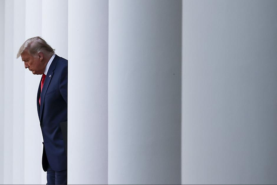 Donald Trump abandon&oacute; la batalla legal por los votos electorales de Arizona este viernes 13 de noviembre. (Foto: AFP)