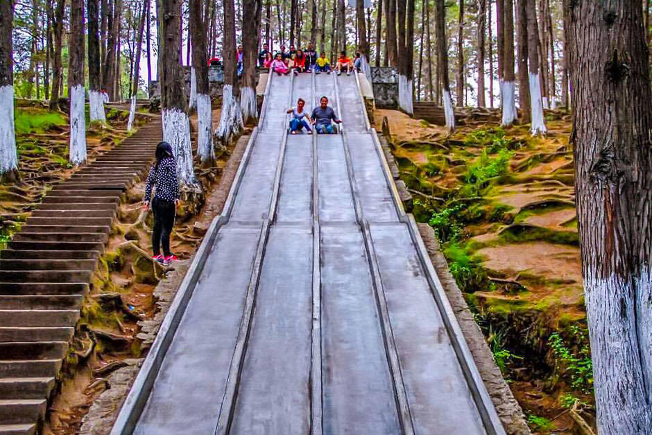 Este resbaladero est&aacute; ubicado en El Cerro El Ba&uacute;l en Quetzaltenango (Fotograf&iacute;a: As&iacute; es mi tierra Guatemala)