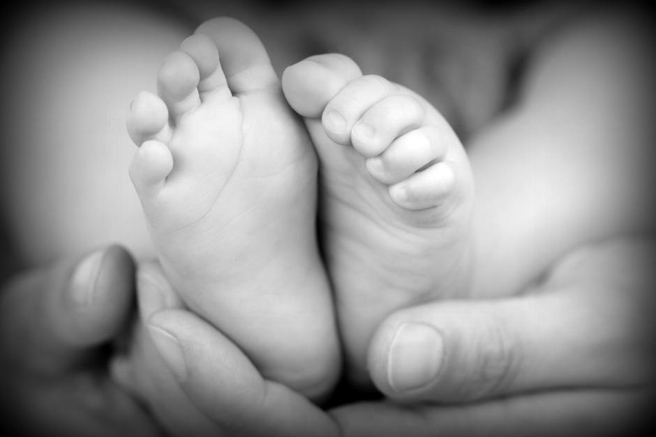 Una mujer dio a luz entre el viento y las inundaciones provocadas por Iota en Nicaragua. (Imagen con fines ilustrativos. Foto: Shutterstock).