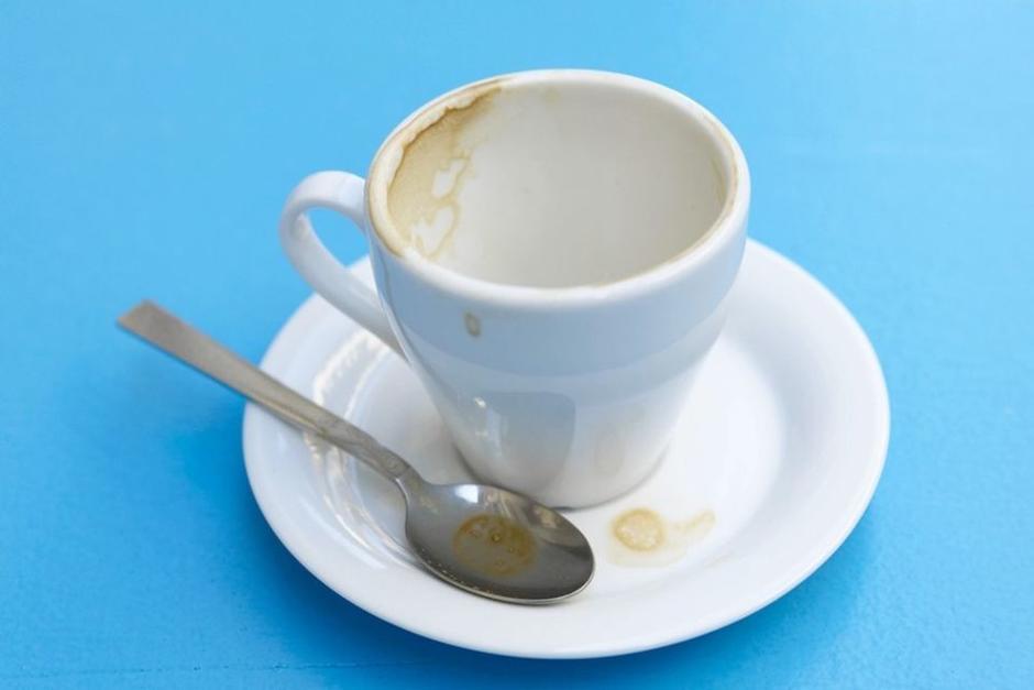 Así puedes quitar las molestas manchas de café de tus tazas. (Foto: AFP)&nbsp;