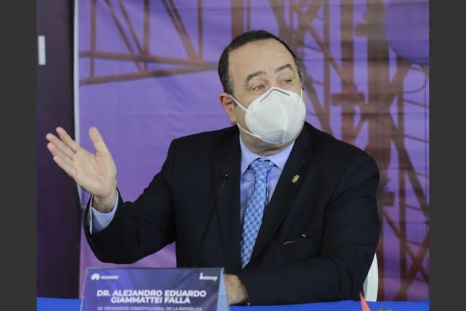 El presidente Alejandro Giammattei asegur&oacute; que ya es negativo para el Covid-19. (Foto: Presidencia)