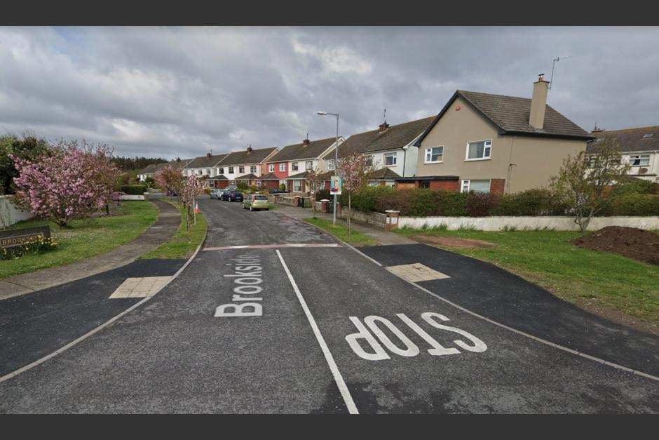 Los pequeños condados en Irlanda han podido librar la enfermedad tomando varias medidas, sobre todo de distanciamiento. (Foto: Street View)