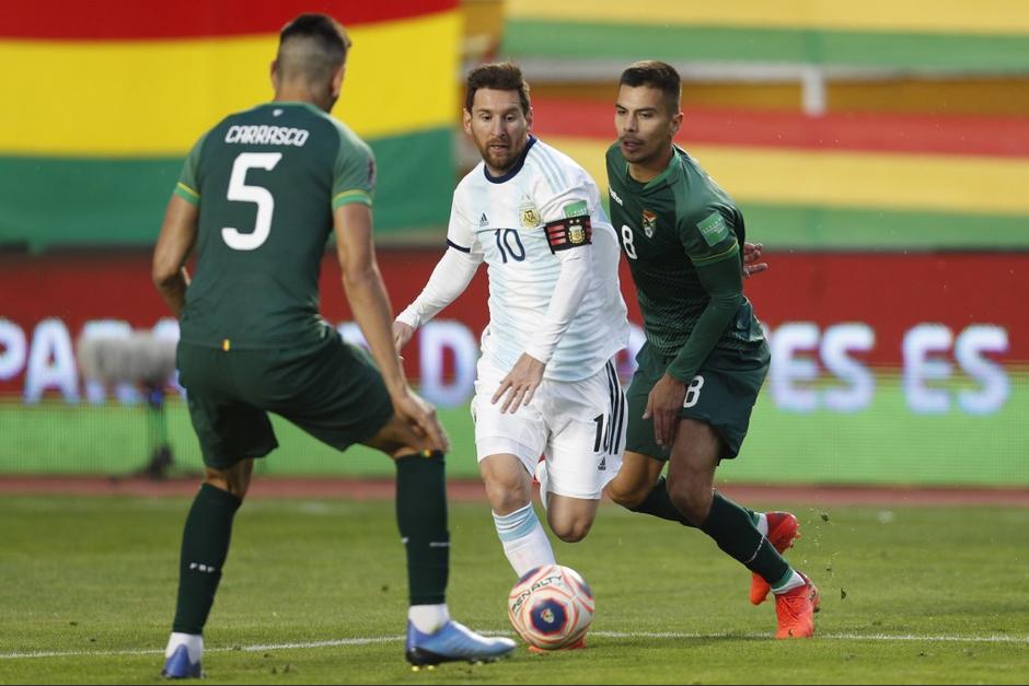 El jugador argentino se vio involucrado en un lío con jugadores y asistentes de Bolivia. (Foto: AFP)